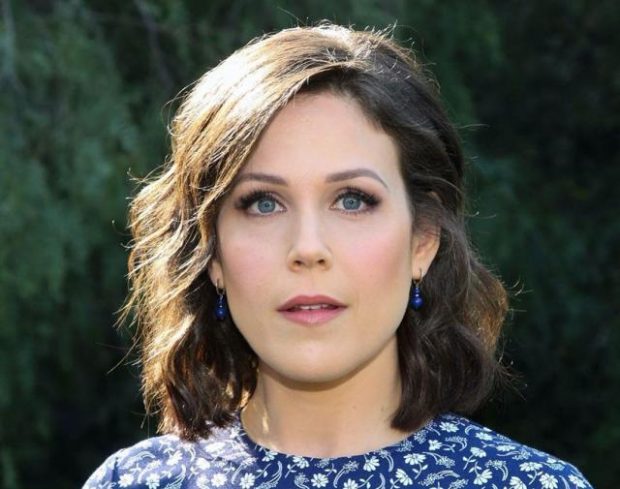 Has Erin Krakow Had Plastic Surgery? Body Measurements and More!