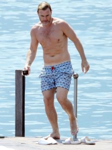 Gary Barlow Plastic Surgery Body