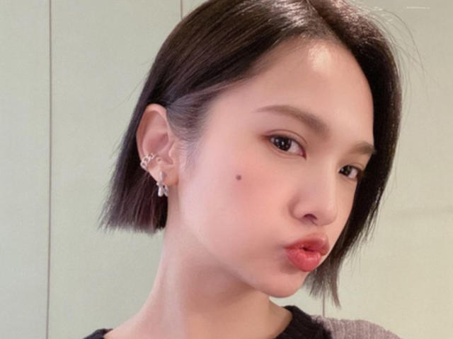 Rainie Yang Plastic Surgery Face
