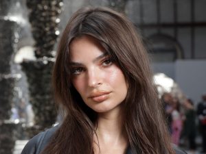 Emily Ratajkowski